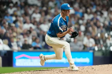 La noche de la velocidad y la eficacia: Misiorowski, la sorpresa de Milwaukee y un viernes de duelo de brazos en la MLB