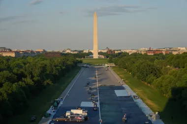 La ciudad remodelada: cómo las obras presidenciales redefinen el paisaje y la autonomía de Washington