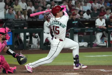 Rodríguez brilla en Arizona y la precaución en el dugout: lecciones de un domingo de MLB