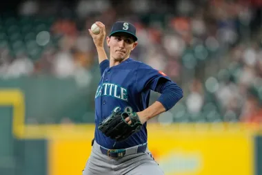 Dos noches de pitcheo y batazos: Seattle mantiene su dominio sobre Houston y Arizona gana en Texas