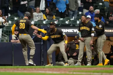 Remontadas, relevos eléctricos y el pulso de la nueva camada: historias desde la jornada de la MLB
