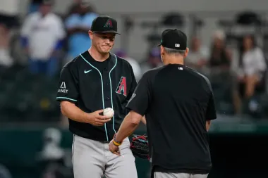 Noche de locura en Arlington: Jansen da el golpe final y los Rangers sobreviven a un noveno inning frenético