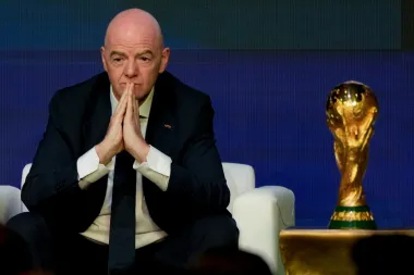 Cuando el fútbol se convierte en estrategia: la profunda inversión de Arabia Saudí en el deporte rey
