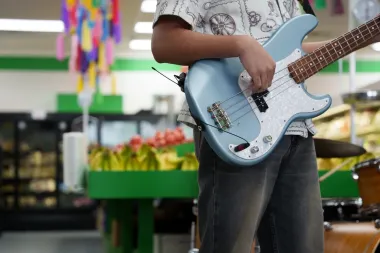 Mercadito Sonoro: cómo un supermercado latino en Delaware reinventó el concierto íntimo