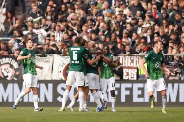 Día de drama en Europa: descensos, pasaportes a la Champions y magia en Wembley