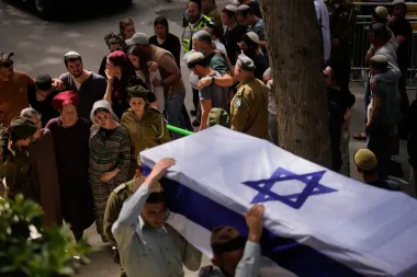 El incremento de bajas y el desplazamiento masivo en el conflicto entre Israel y Hezbollah: preguntas abiertas y escenarios futuros