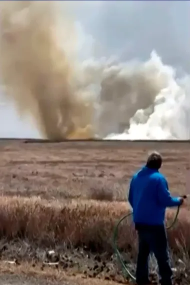 Choque en pleno espectáculo: cuando la exhibición aérea roza lo imposible