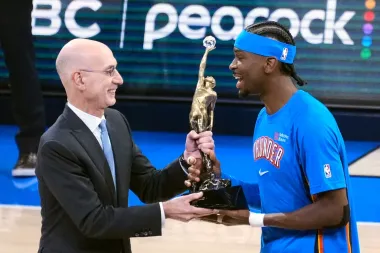 Shai Gilgeous-Alexander: el nuevo rey del Oeste y la historia detrás del trofeo