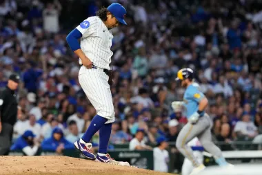 Dos jornadas de impacto en la MLB: Bauers guía a los Brewers y Ramírez revitaliza a los Guardians