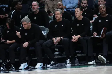 Entre incertidumbres y exigencias: LeBron, Fanatics Fest y el desafío de los Timberwolves