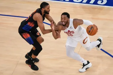 Cleveland en jaque: Donovan Mitchell, dudas físicas y el desafío de remontar ante unos Knicks implacables
