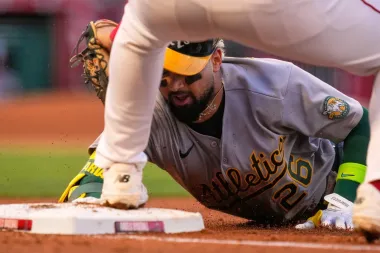 Noche de emociones extra innings: el A’s superan a los Angels y Arizona alarga su racha