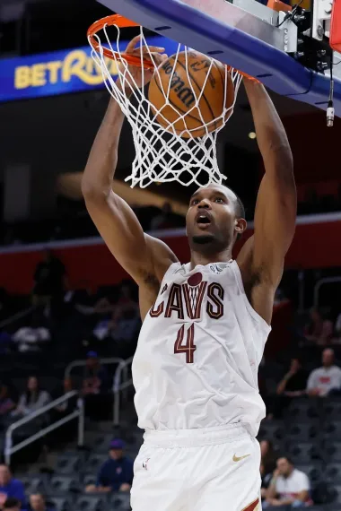 Bam Adebayo: del sacrificio personal a convertirse en campeón social dentro de la NBA