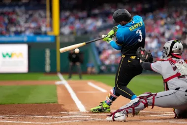 Duelo de lanzadores y golpes oportunos: noches memorables en la MLB