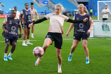 Duelo de titanes: Barcelona y Lyon, la rivalidad que define el fútbol femenino moderno