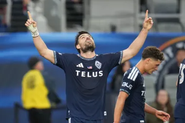 Noche de goles y carácter: Whitecaps afirman su dominio en la MLS y América conquista el título femenino de CONCACAF