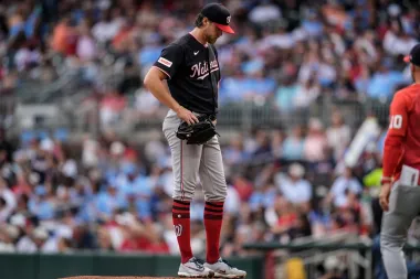 Cuando el brazo habla: la lesión de Jake Irvin, el relevo que regresa y las consecuencias para la rotación de los Nationals