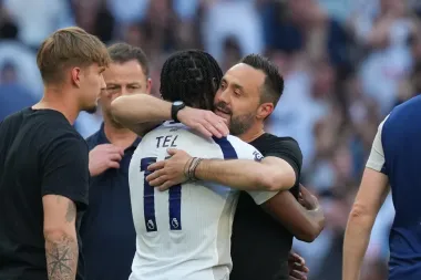 <h1>Tottenham al borde del abismo: lecciones de una temporada que rozó el desastre</h1>