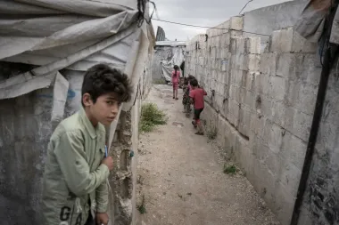 Entre tiendas y ruinas: la larga reconstrucción de Siria y el drama de los desplazados internos