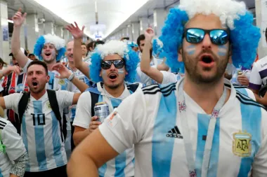 Transporte y costos: el viaje invisible que está empañando el Mundial en EE. UU.