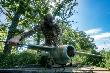 Cuando las sucursales bancarias se convierten en líneas de defensa: Rusia propone armar a la banca contra drones