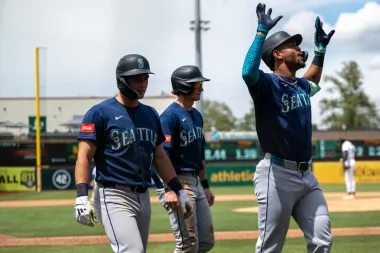 Marineros toman la cima del Oeste y los lanzadores jóvenes muestran señales de recuperación: una mirada amplia al pulso de la MLB