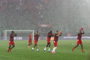Entre sorpresas y tormentas: cómo la preparación para el Mundial expone la fragilidad y la oportunidad del fútbol moderno