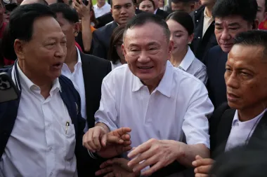 Thaksin Shinawatra: regreso, poder y el mapa político de Tailandia tras el indulto real