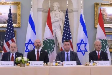 Entre el humo y la diplomacia: la frágil tregua entre Israel y Hezbolá y sus repercusiones en Líbano