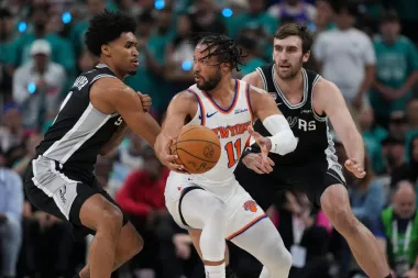 Brunson resurge, Wembanyama se frustra: un análisis profundo del Juego 1 de las Finales NBA