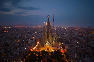 El regreso de un pontífice a la Europa tradicional: el viaje del Papa Leo XIV a España y sus múltiples lecturas